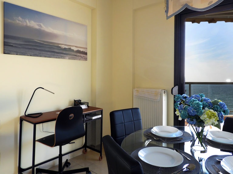 The Cruiseflat, seafront apartment, holiday apartment, Thessaloniki